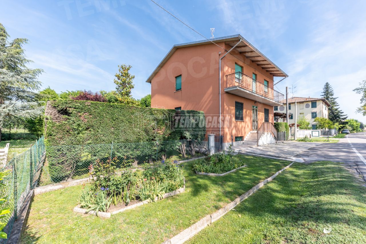 Casa indipendente in Vendita a San Giovanni in Persiceto Euro 215.000 Mq 100 Tempocasa